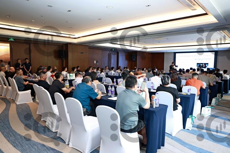 汇客查2025全国线下交易技术峰会重庆站圆满落幕！干货、机遇与惊喜全程拉满